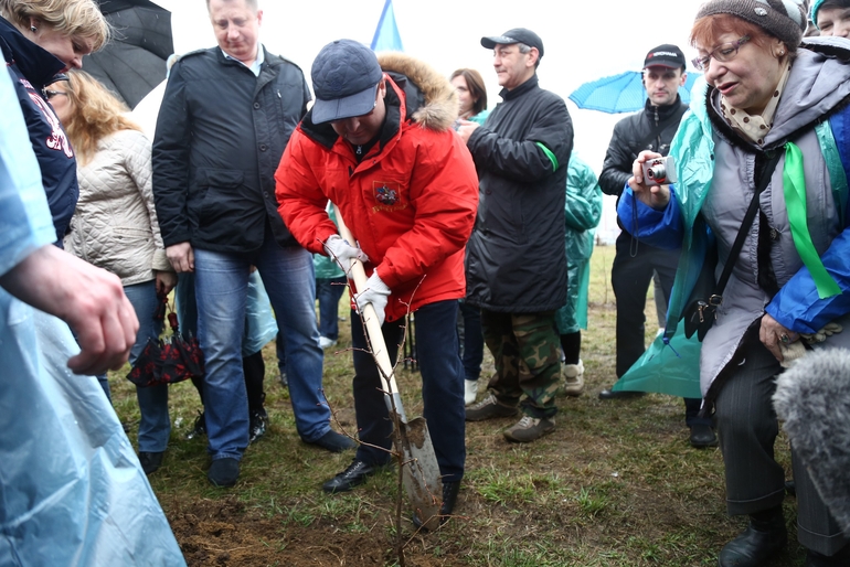 Более 100 тысяч человек вышли на субботник в ЮВАО